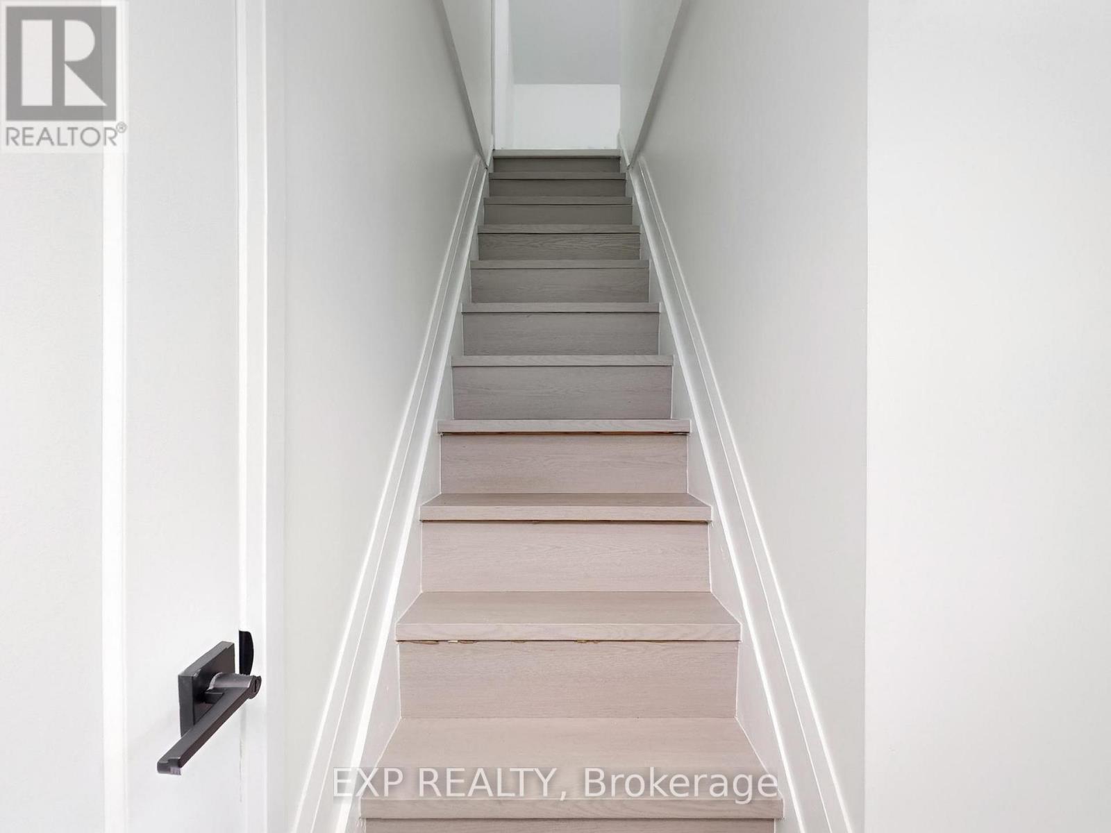 685 Jane Street, Toronto, ON - Indoor Photo Showing Other Room