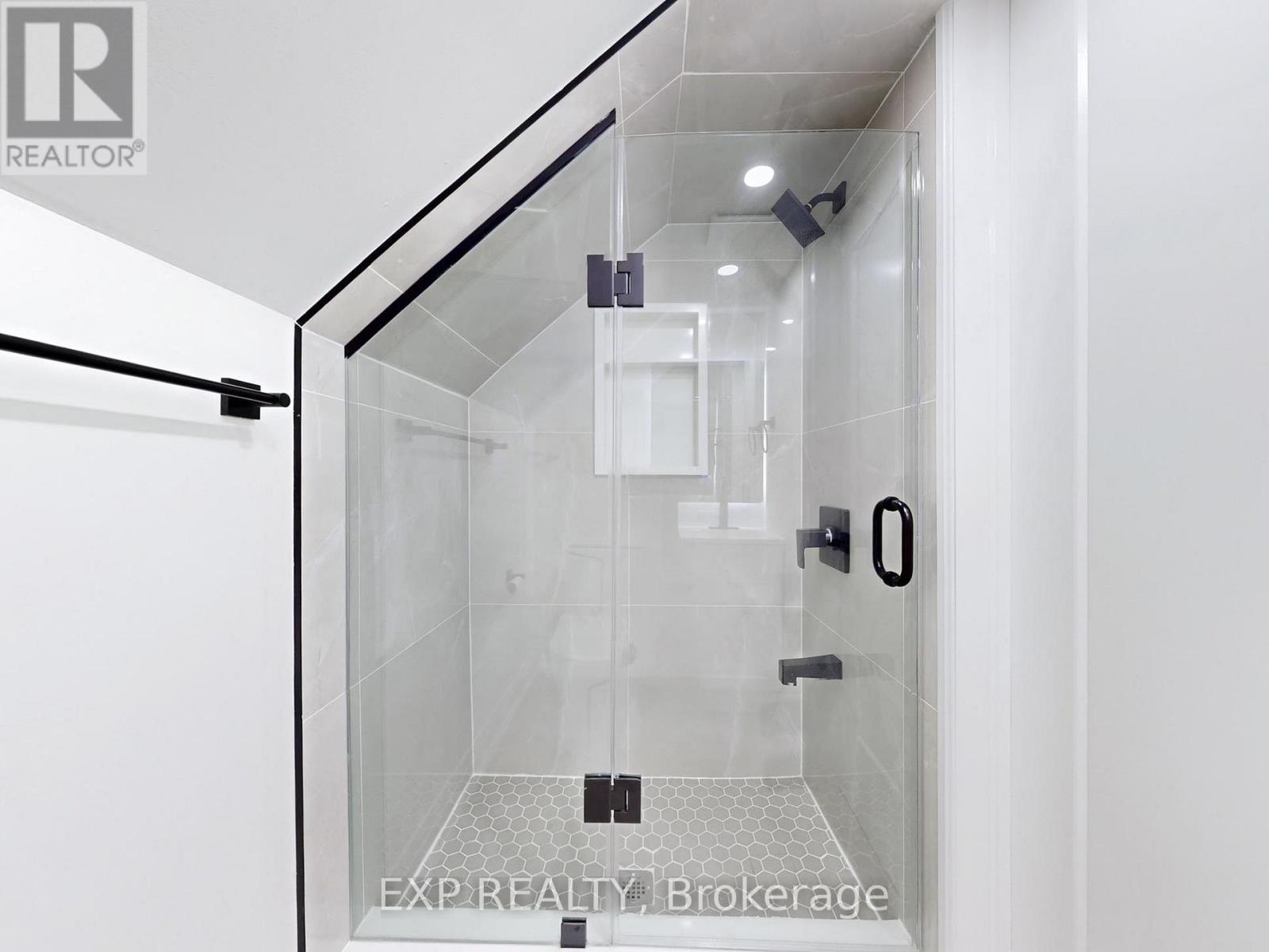 685 Jane Street, Toronto, ON -