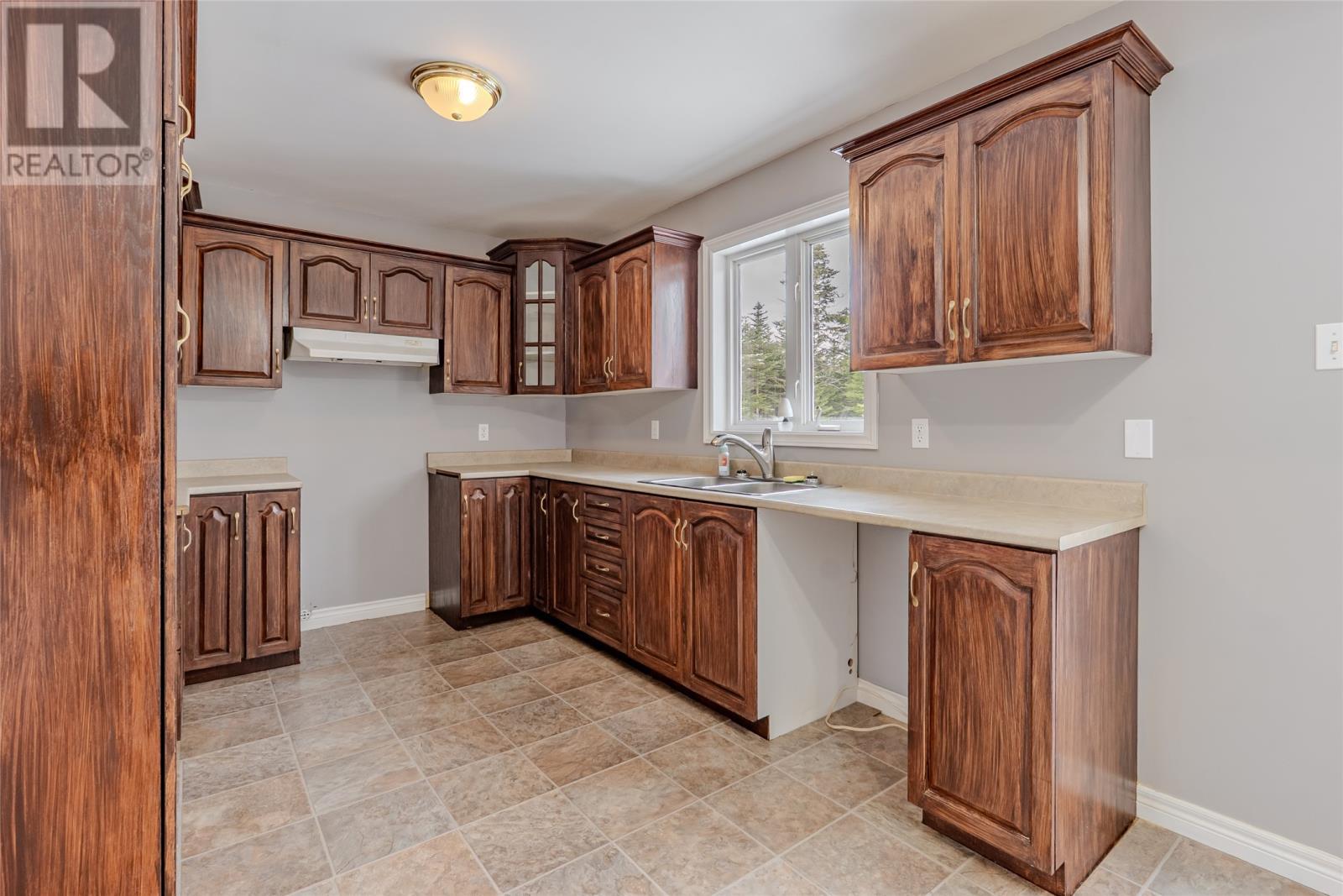 44 Western Gully Road, Portugal Cove, NL - Indoor Photo Showing Kitchen With Double Sink