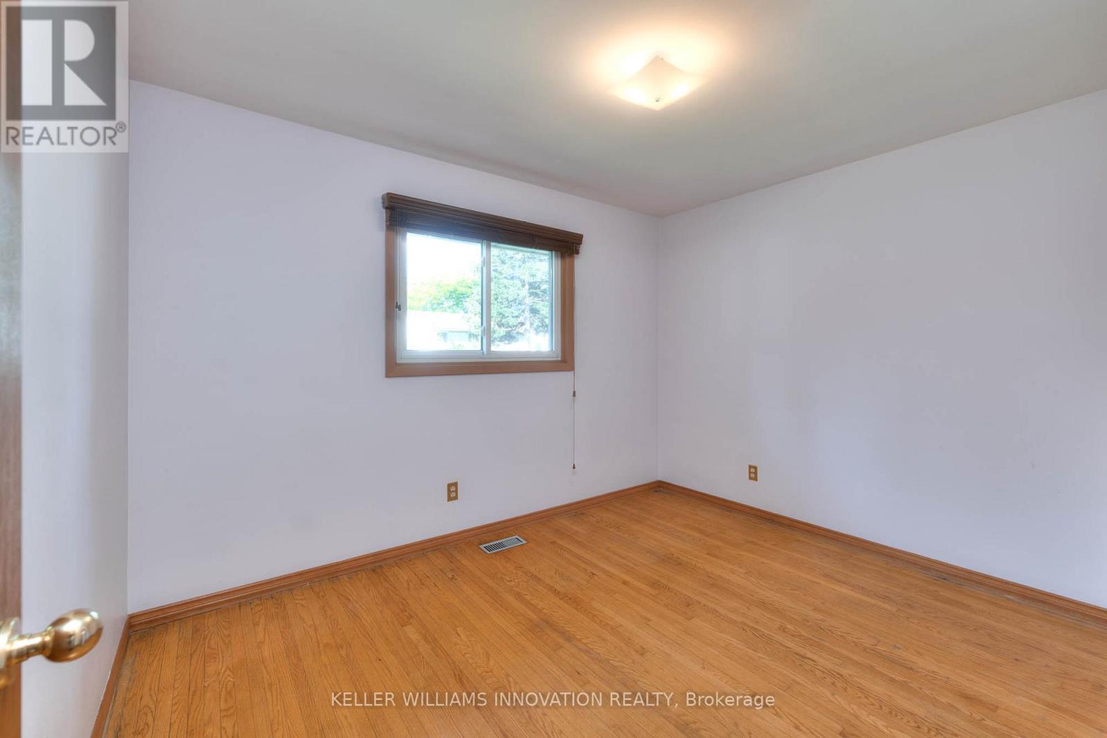 406 Franklin Street N, Kitchener, ON - Indoor Photo Showing Other Room