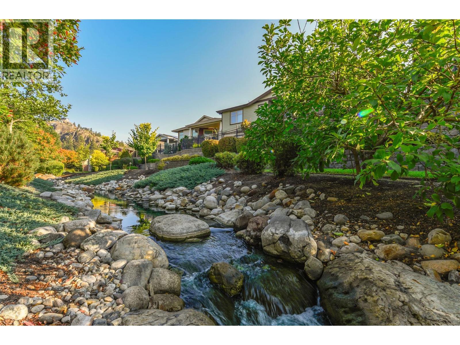 1147 Glenview Court, Kelowna, BC - Outdoor