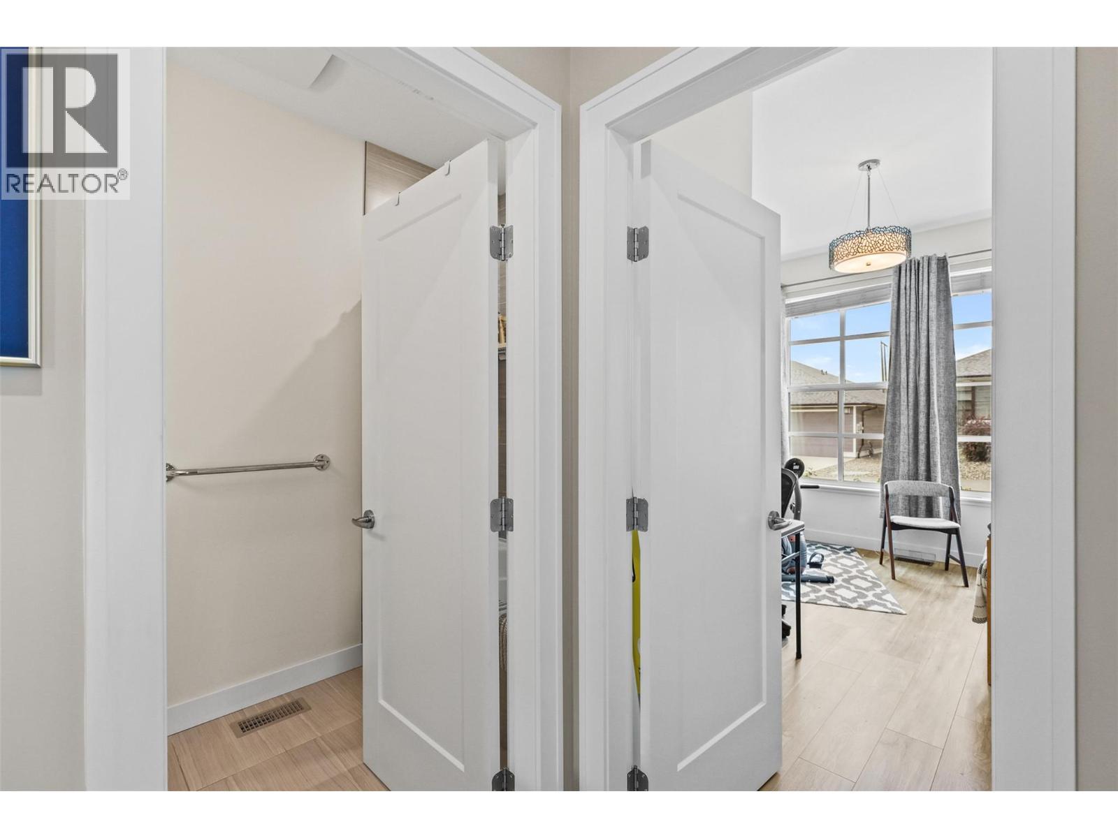 641 Shuswap Road E Unit# 109, Kamloops, BC - Indoor Photo Showing Other Room