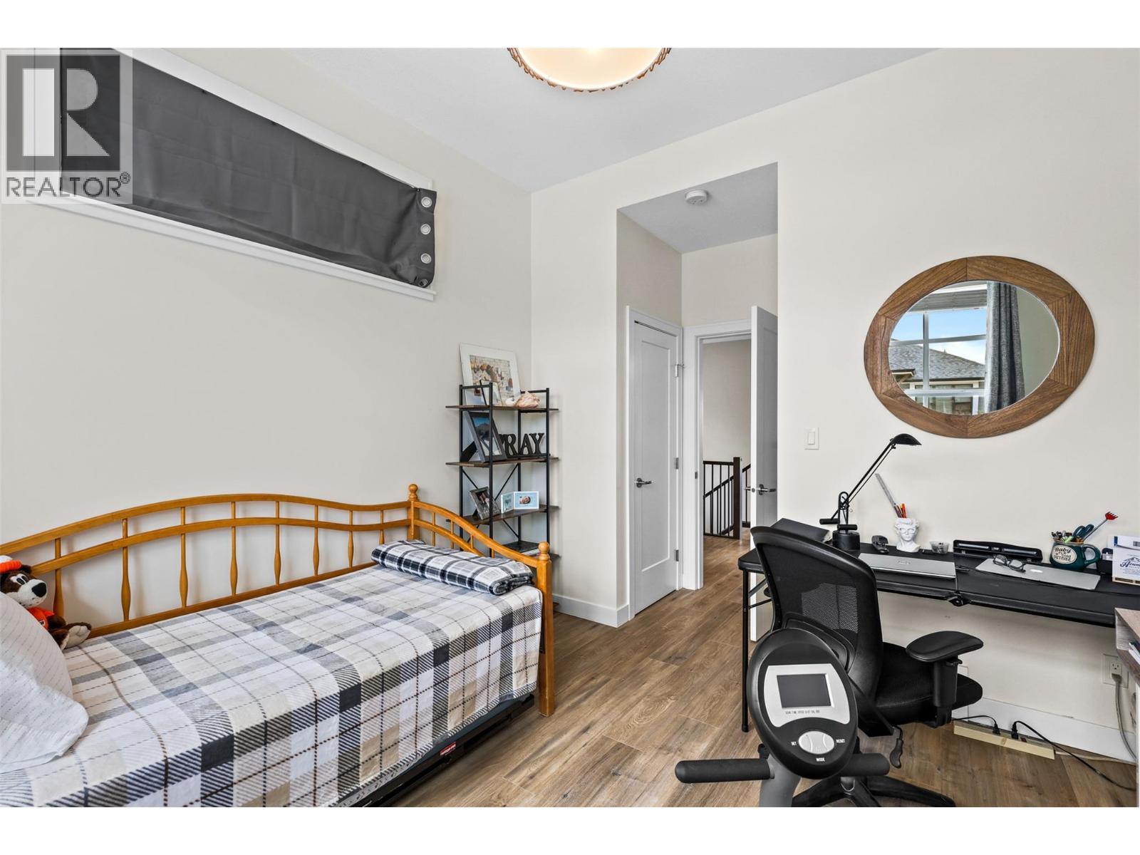 641 Shuswap Road E Unit# 109, Kamloops, BC - Indoor Photo Showing Bedroom