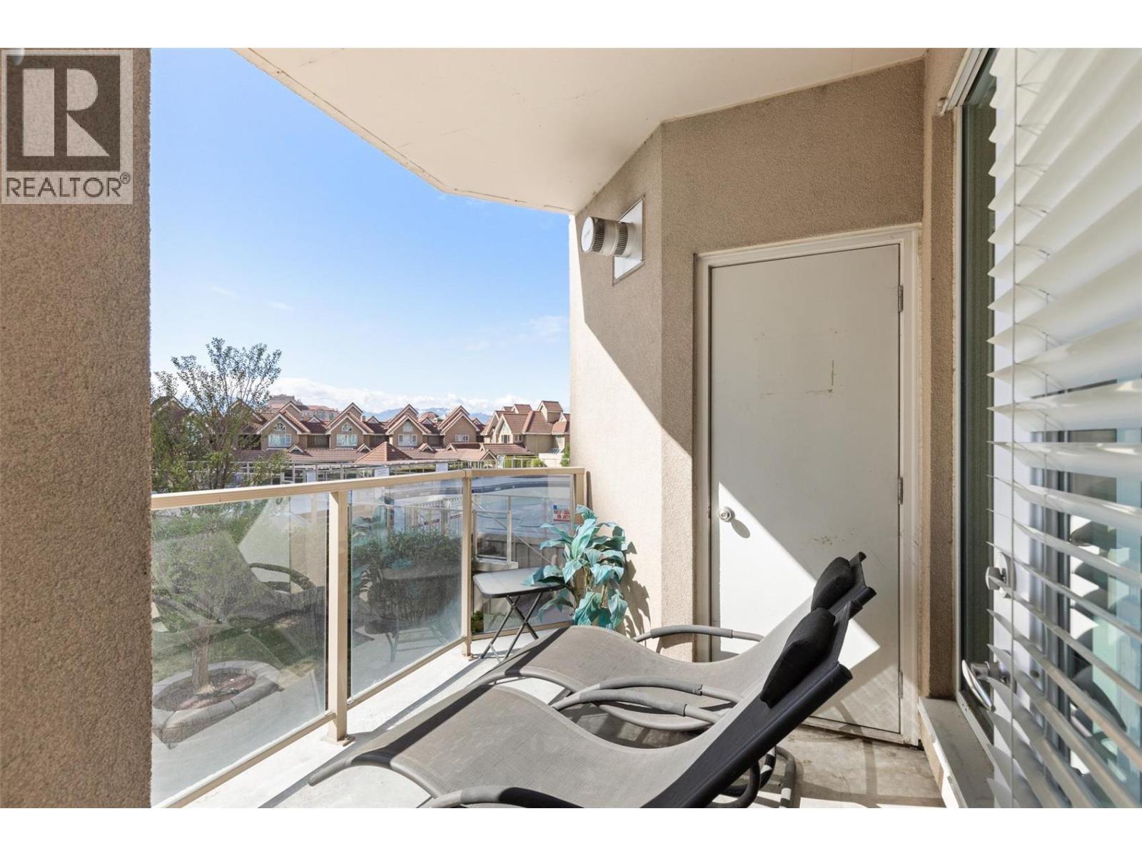 1128 Sunset Drive Unit# 401, Kelowna, BC - Outdoor With Exterior