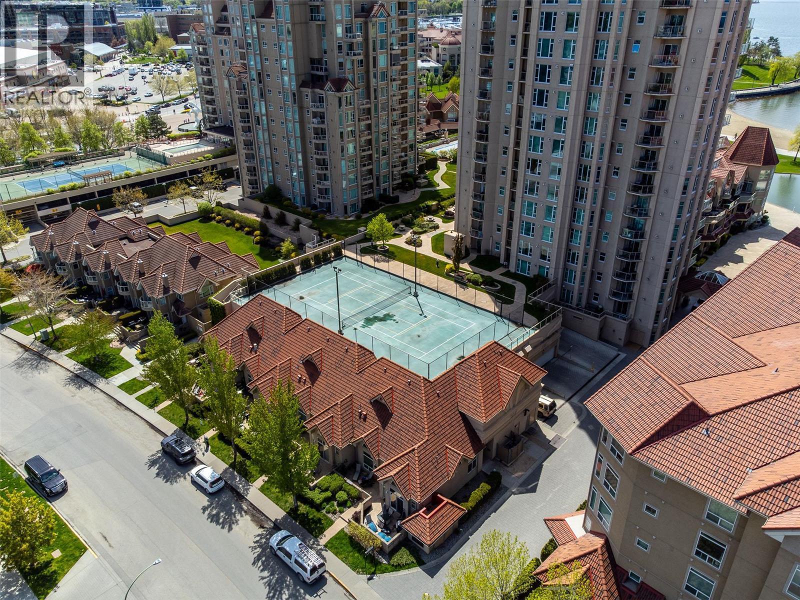 1128 Sunset Drive Unit# 401, Kelowna, BC - Outdoor