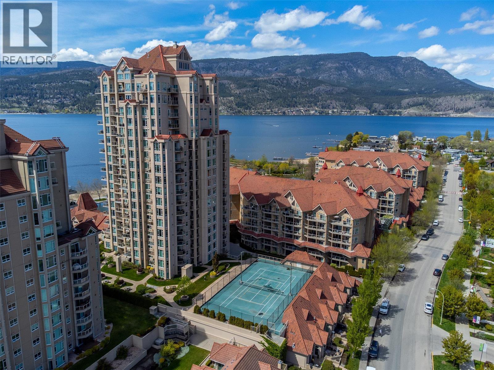 1128 Sunset Drive Unit# 401, Kelowna, BC - Outdoor With Body Of Water With View