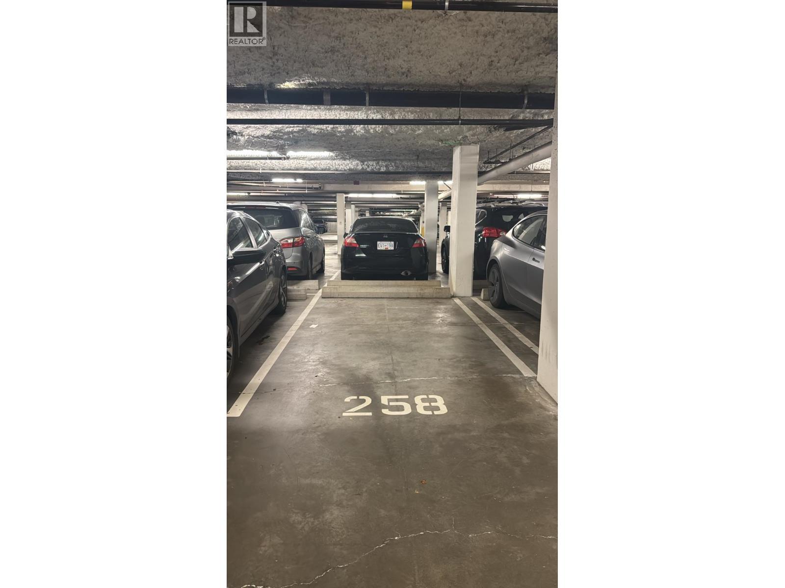 311 9388 Odlin Road, Richmond, BC -