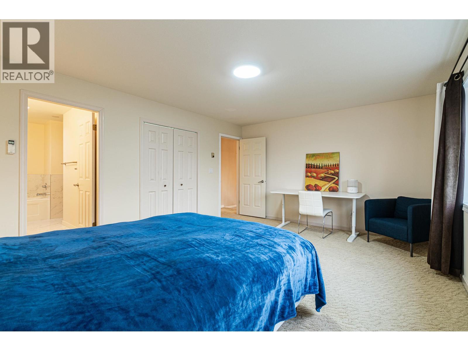 2922 W 22Nd Avenue, Vancouver, BC - Indoor Photo Showing Bedroom