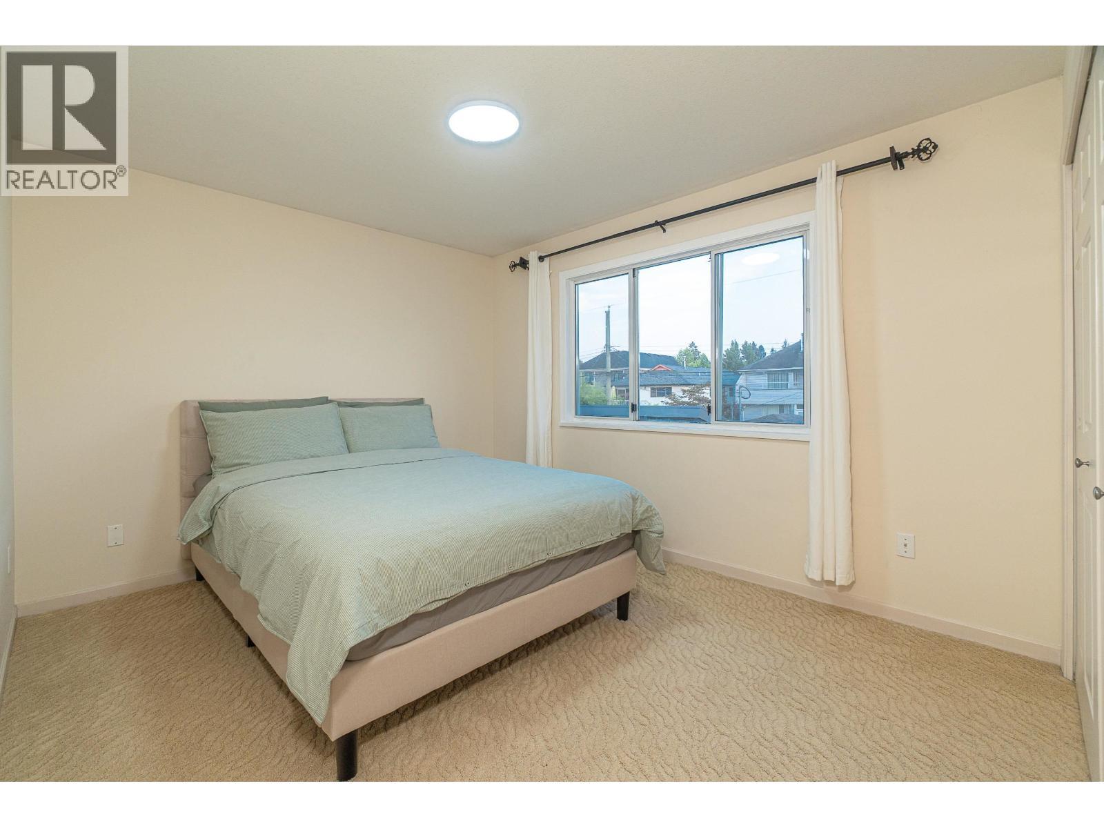 2922 W 22Nd Avenue, Vancouver, BC - Indoor Photo Showing Bedroom