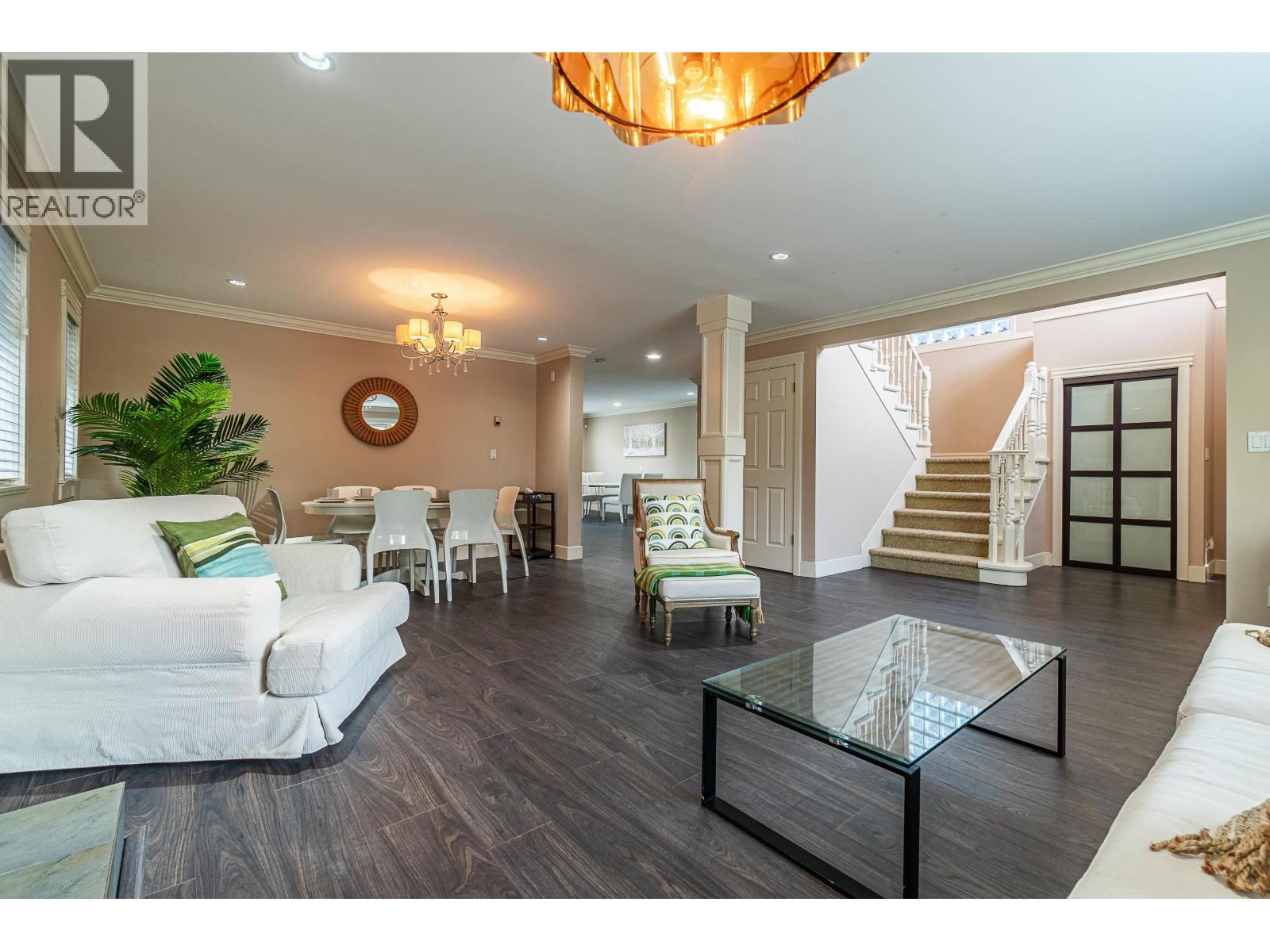 2922 W 22Nd Avenue, Vancouver, BC - Indoor Photo Showing Living Room