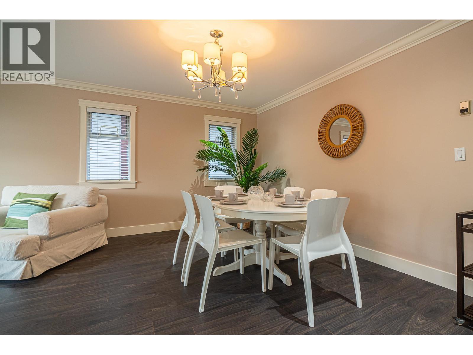 2922 W 22Nd Avenue, Vancouver, BC - Indoor Photo Showing Dining Room