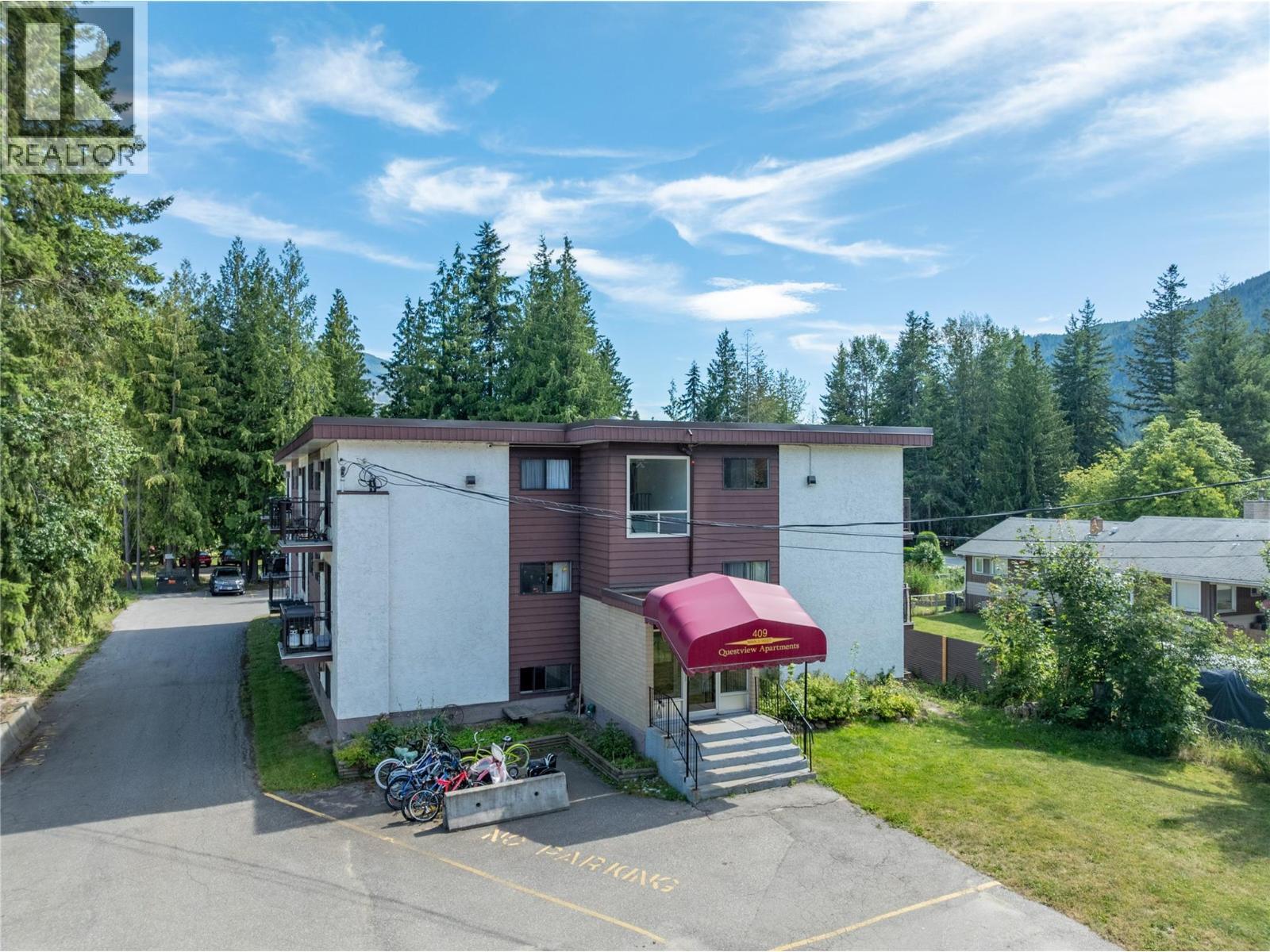 409 Main Street Unit# 204, Sicamous, BC - Outdoor