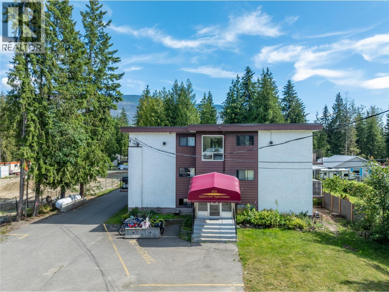 409 Main Street Unit# 204, Sicamous, BC - Outdoor