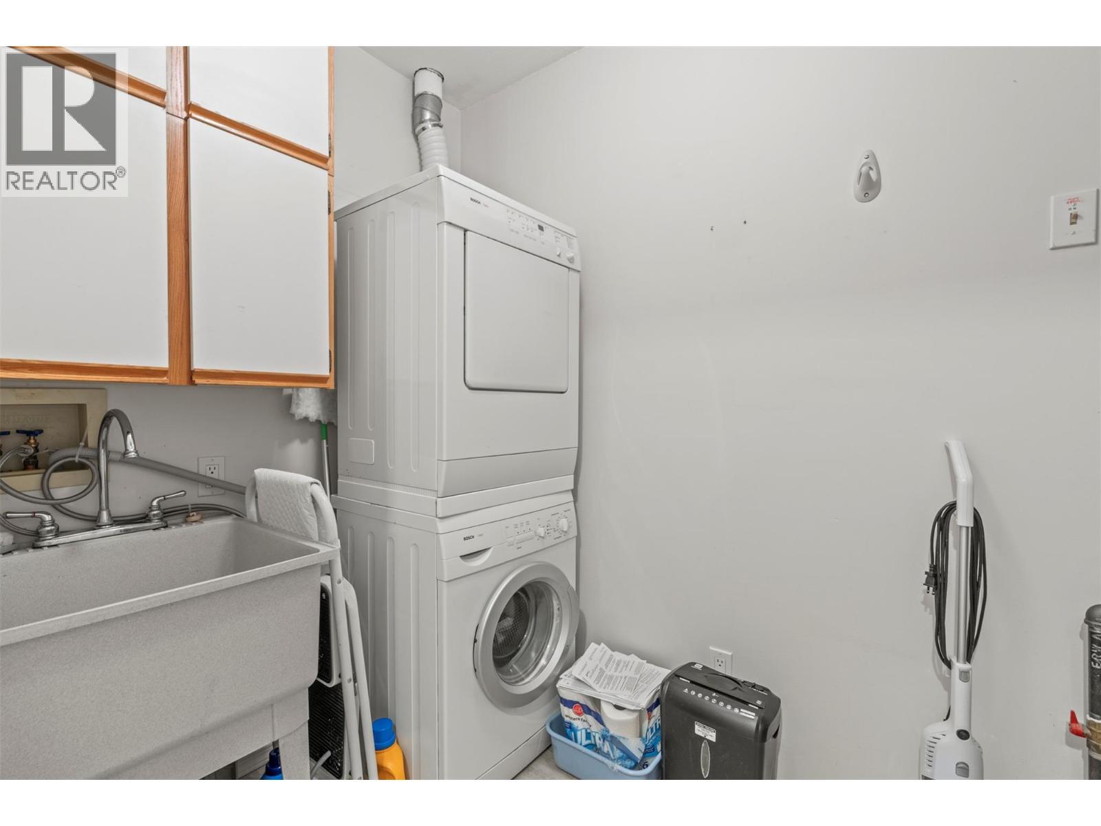 1108 14 Avenue Unit# 127, Vernon, BC - Indoor Photo Showing Laundry Room