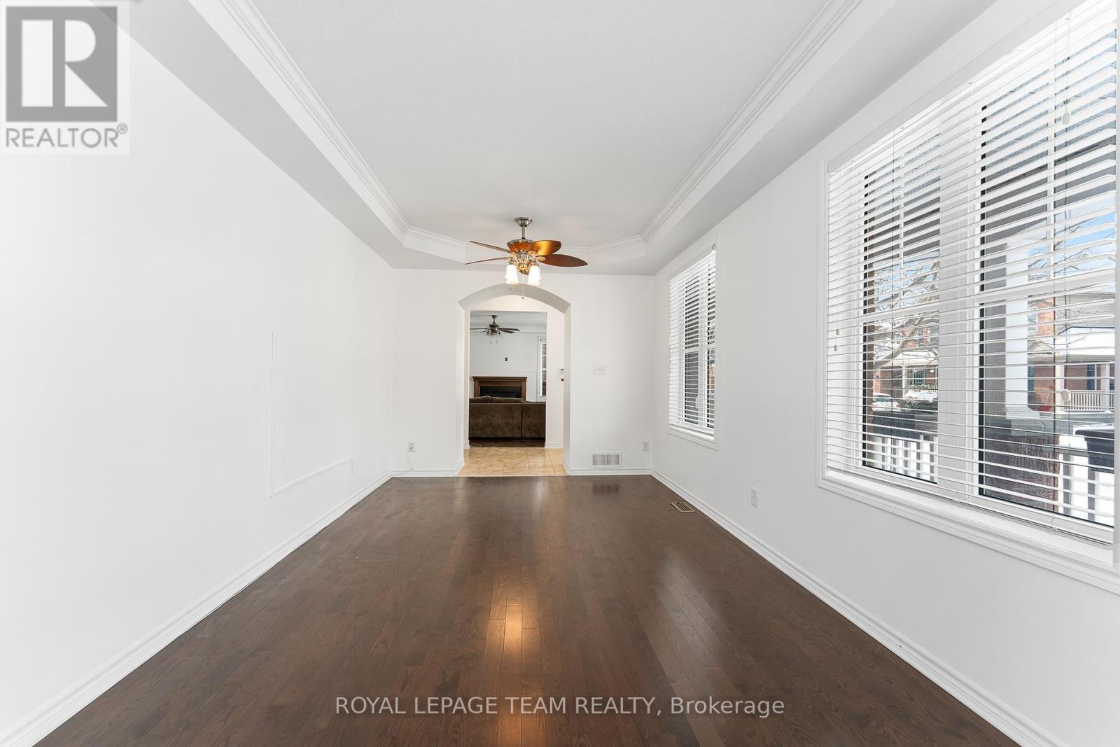 221 Kohilo Crescent, Ottawa, ON - Indoor Photo Showing Other Room