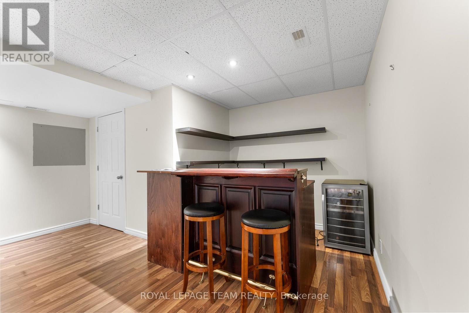 221 Kohilo Crescent, Ottawa, ON - Indoor Photo Showing Other Room