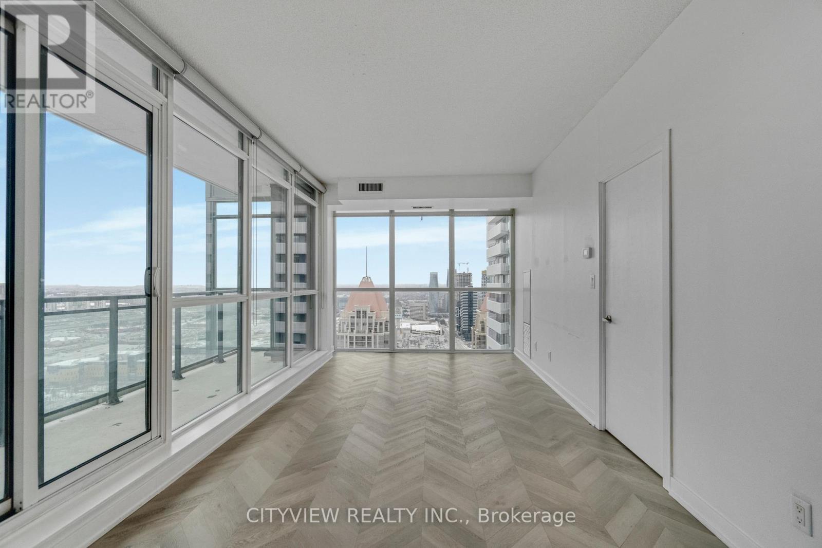 3609 - 4070 Confederation Parkway, Mississauga, ON - Indoor Photo Showing Other Room