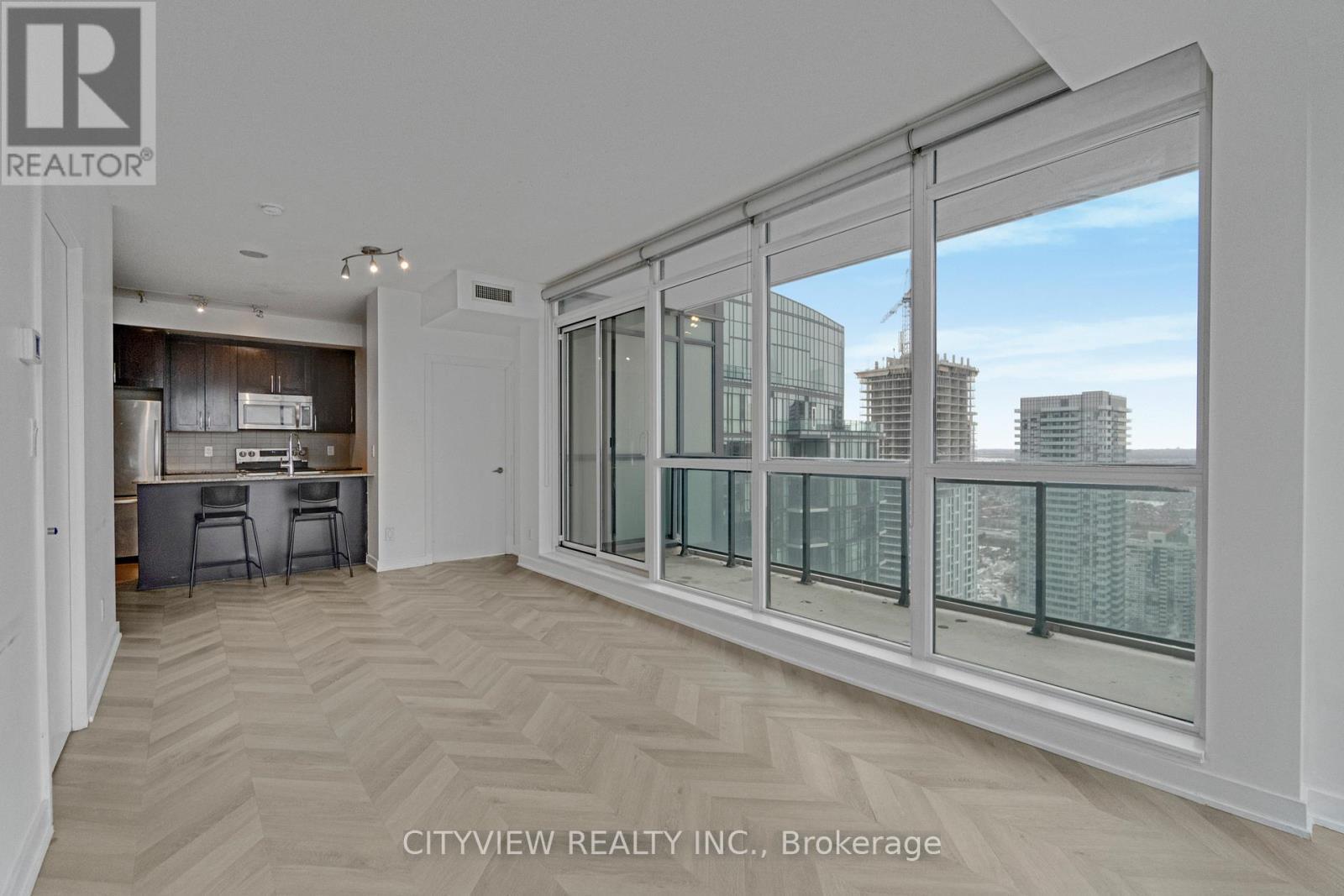 3609 - 4070 Confederation Parkway, Mississauga, ON - Indoor Photo Showing Other Room