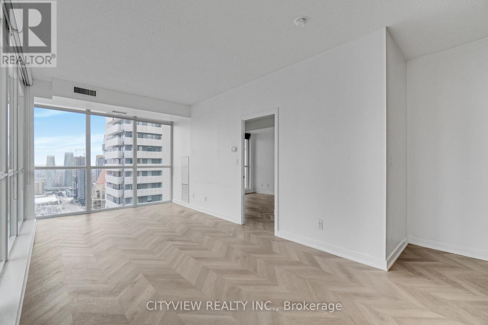 3609 - 4070 Confederation Parkway, Mississauga, ON - Indoor Photo Showing Other Room