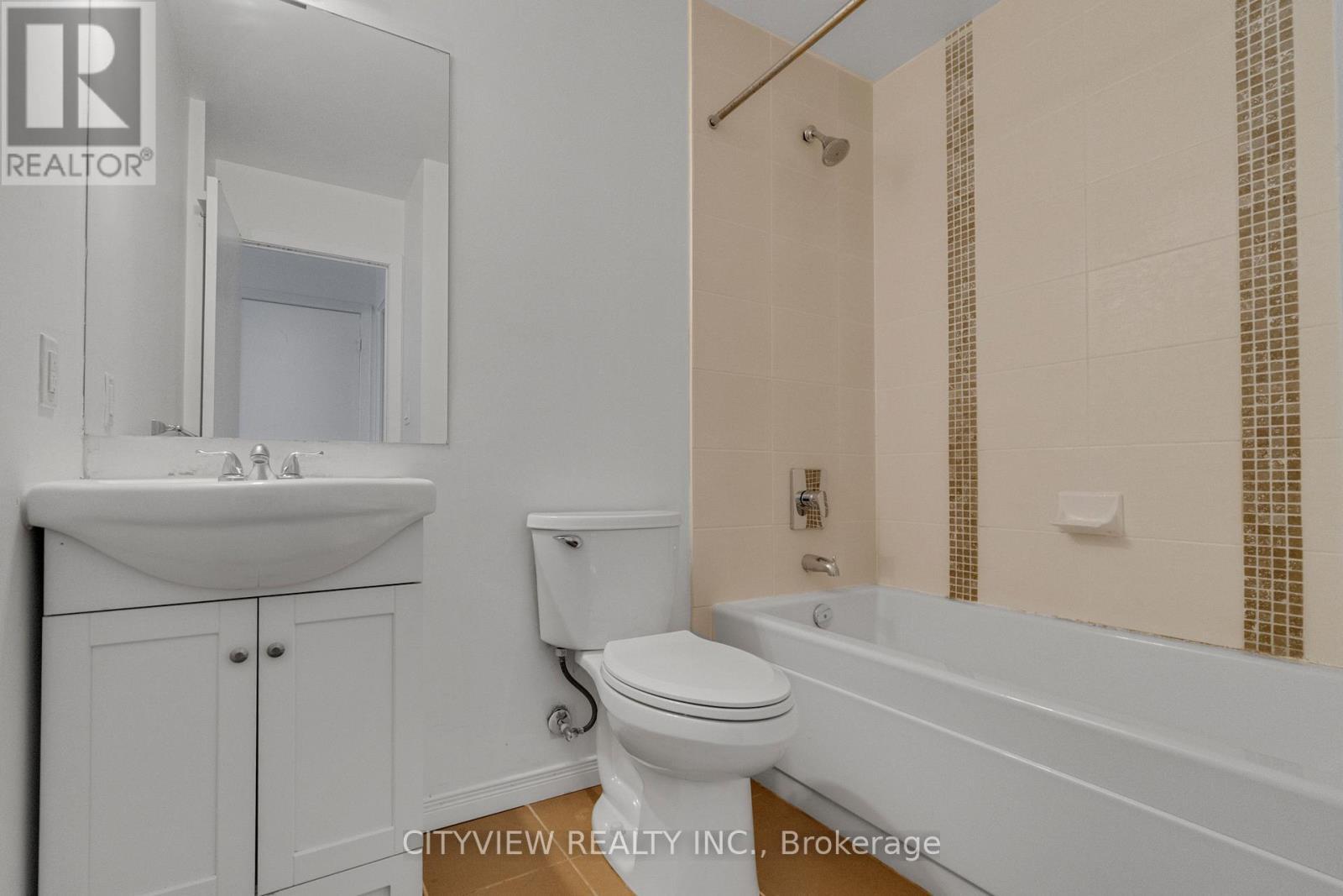 3609 - 4070 Confederation Parkway, Mississauga, ON - Indoor Photo Showing Bathroom