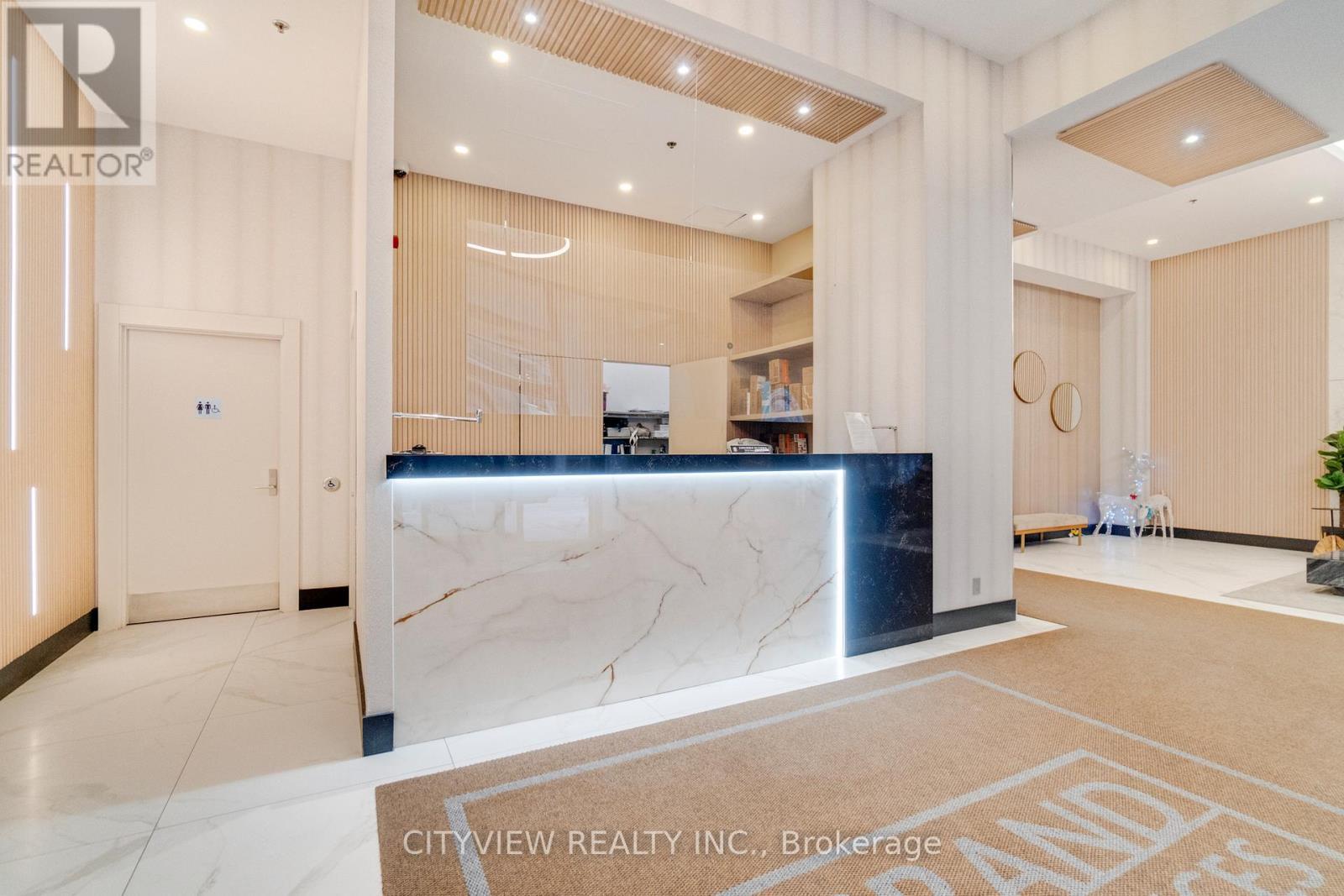 3609 - 4070 Confederation Parkway, Mississauga, ON - Indoor Photo Showing Other Room