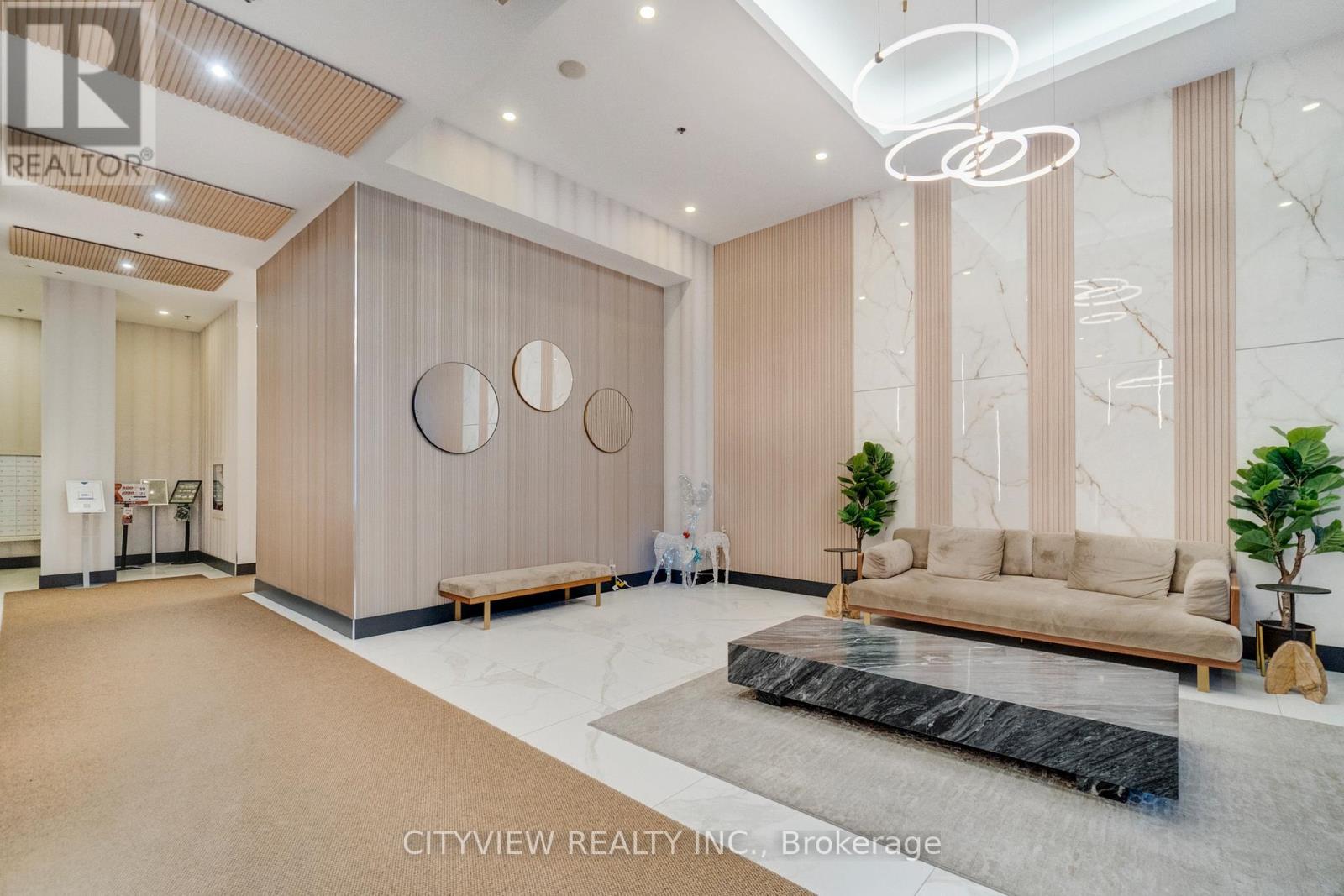 3609 - 4070 Confederation Parkway, Mississauga, ON - Indoor Photo Showing Other Room