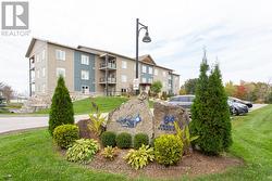 103 - 94 FRANCIS STREET W Kawartha Lakes (Fenelon Falls), ON K0M 1N0