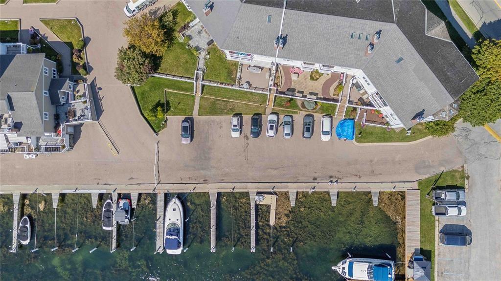 212-1520 Venetian Boulevard, Point Edward, ON