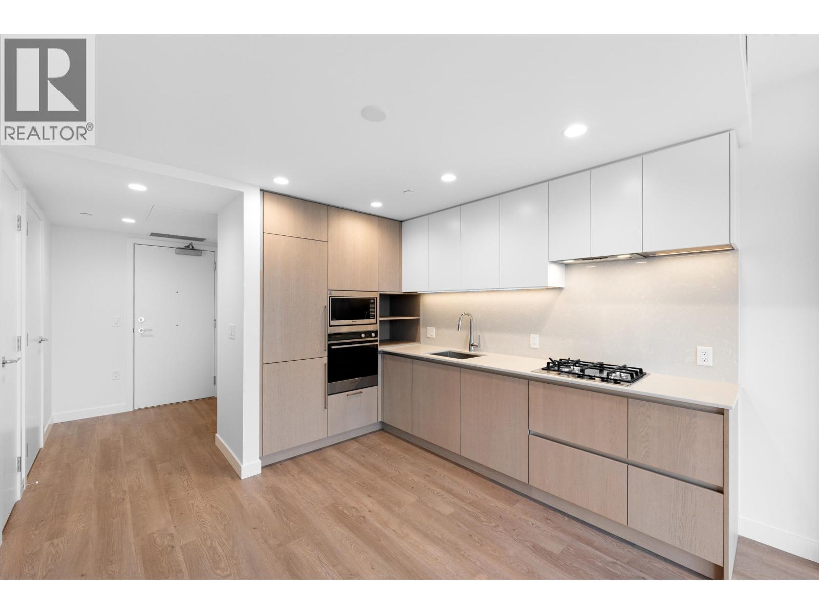 1408 5685 Halley Avenue, Burnaby, BC - Indoor Photo Showing Kitchen
