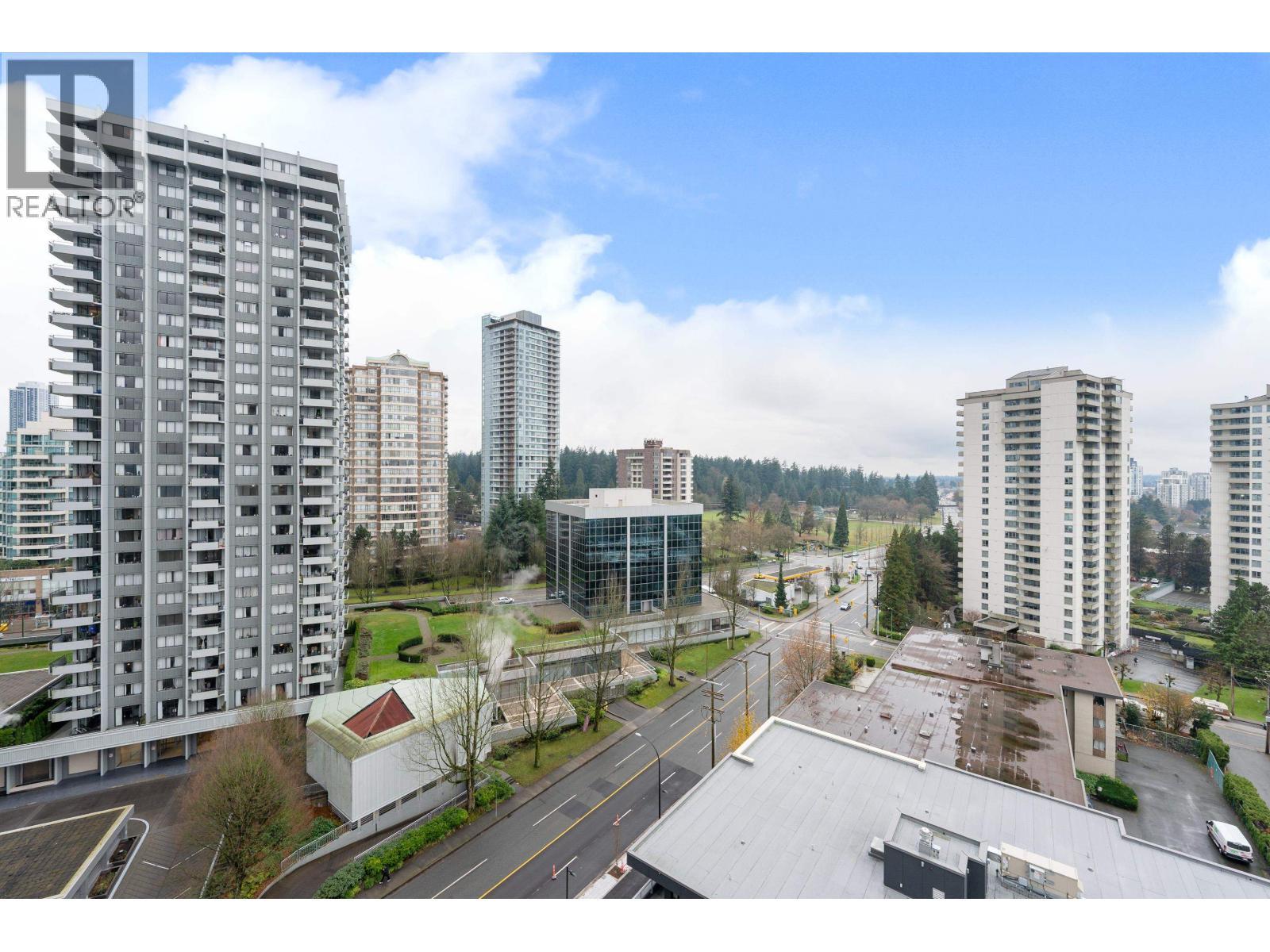 1408 5685 Halley Avenue, Burnaby, BC - Outdoor With Facade