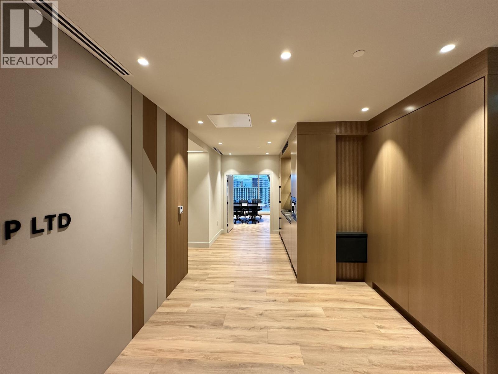 1015 6388 No. 3 Road, Richmond, BC