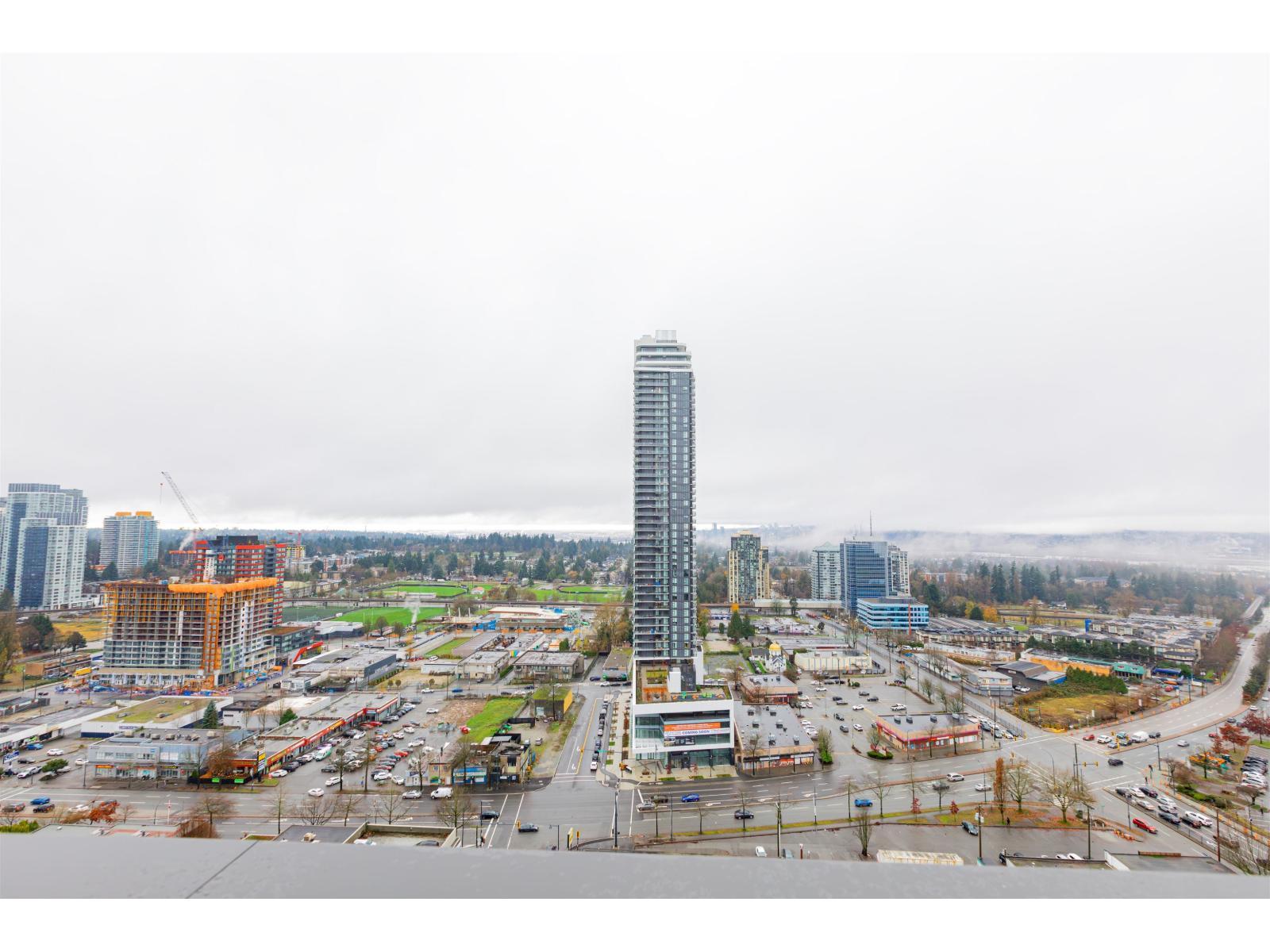 2206 13675 107A Avenue, Surrey, BC - Outdoor With View