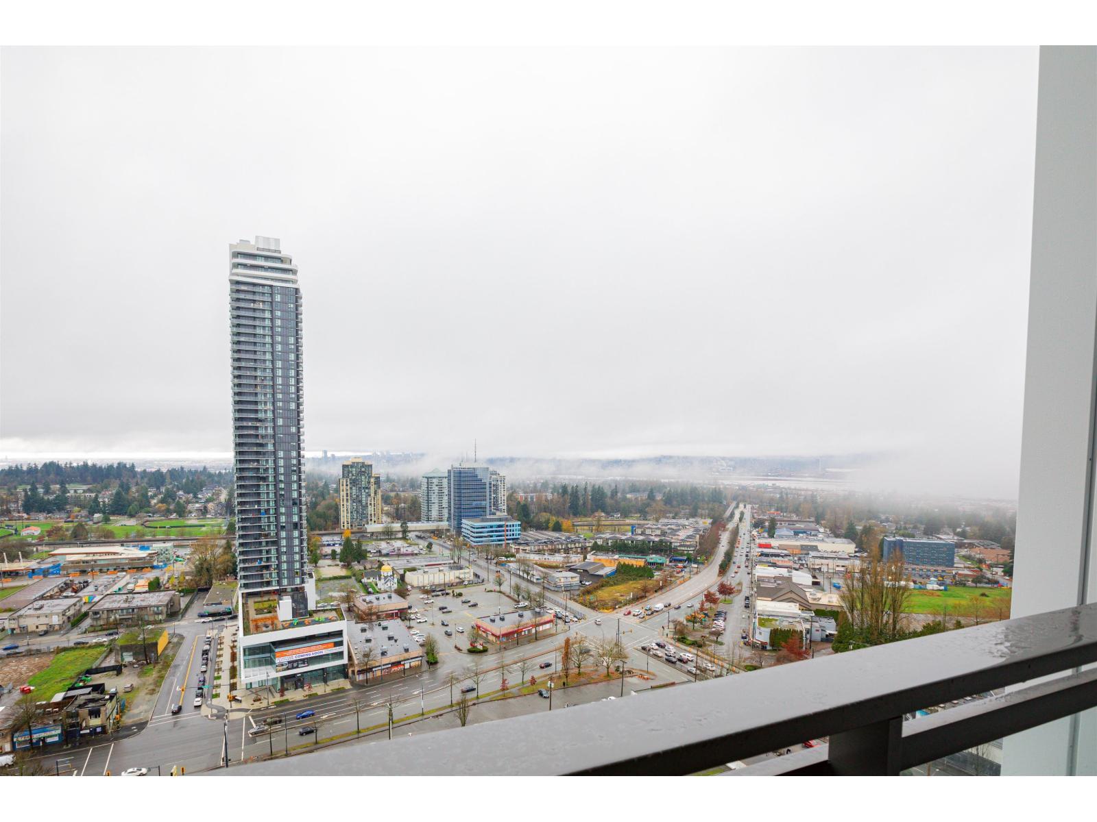 2206 13675 107A Avenue, Surrey, BC - Outdoor With View
