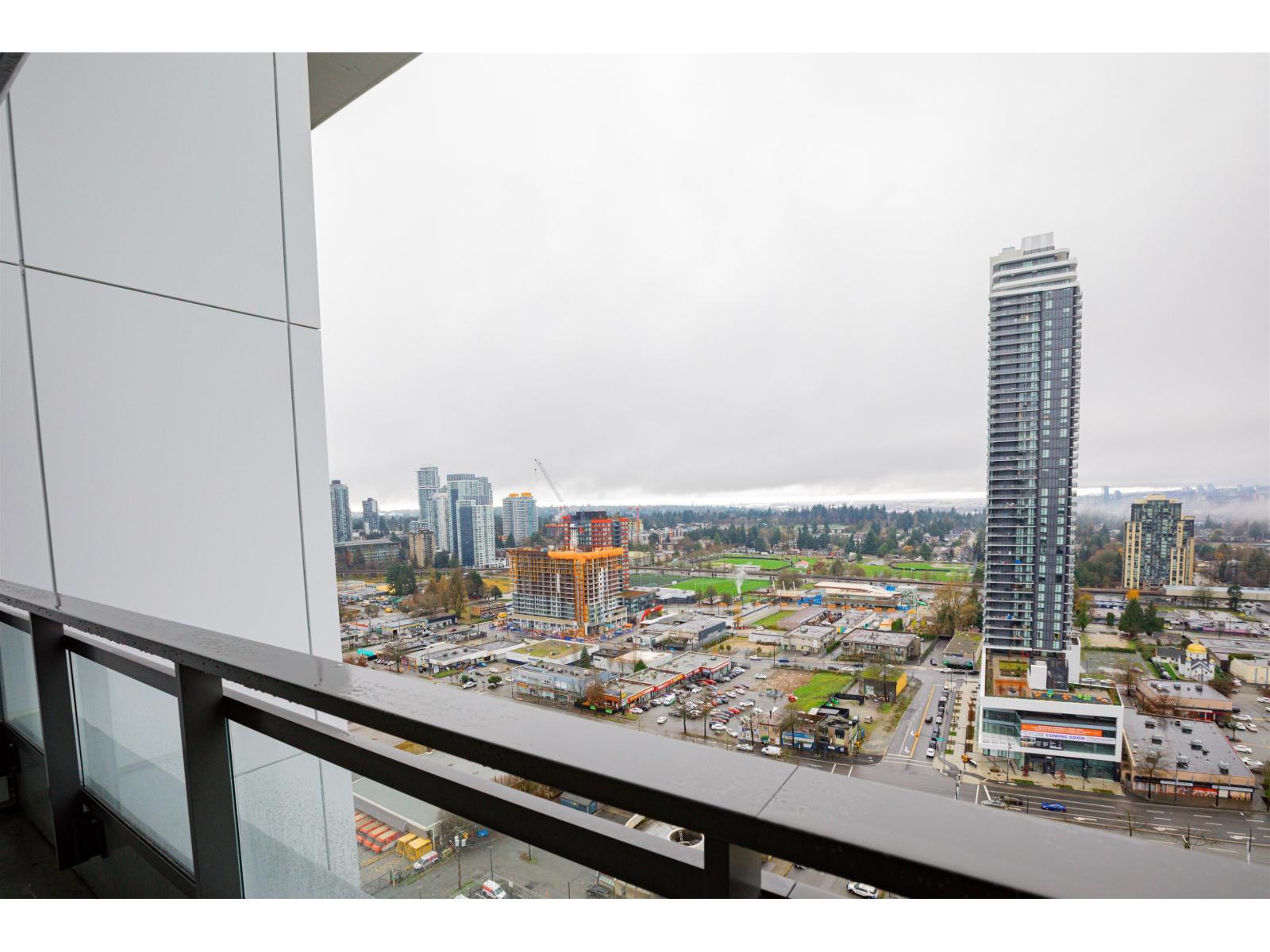 2206 13675 107A Avenue, Surrey, BC - With Balcony With View