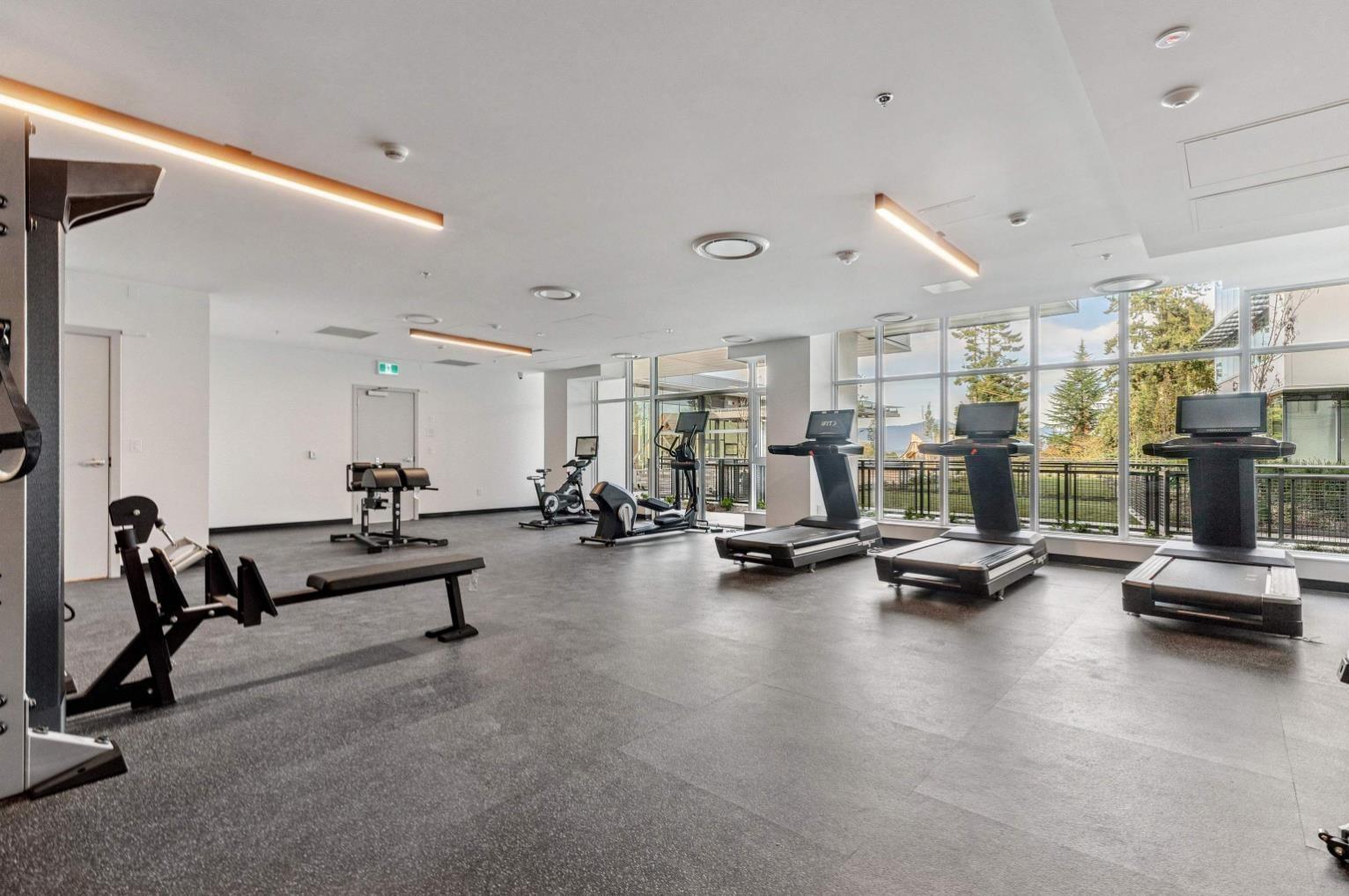 2206 13675 107A Avenue, Surrey, BC - Indoor Photo Showing Gym Room