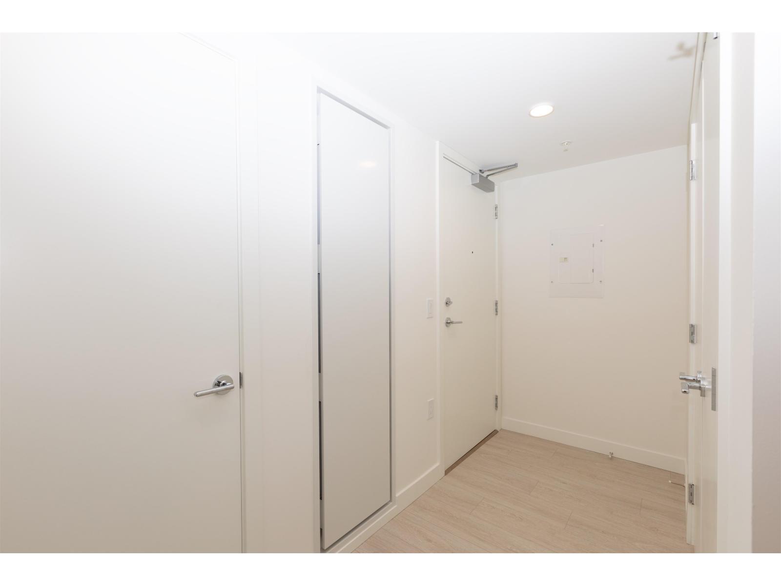 2206 13675 107A Avenue, Surrey, BC - Indoor Photo Showing Other Room