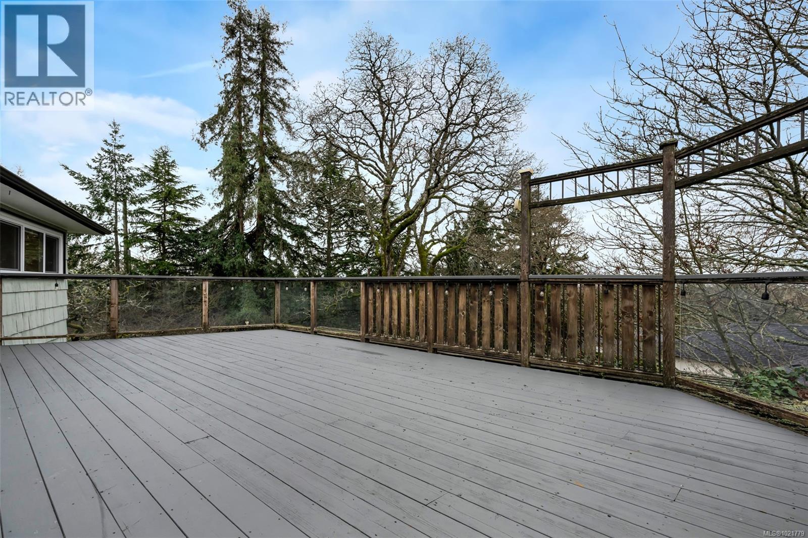 1181 Clovelly Terr, Saanich, BC - Outdoor With Deck Patio Veranda