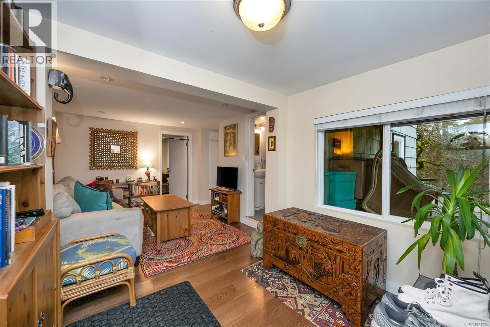 1181 Clovelly Terr, Saanich, BC - Indoor Photo Showing Other Room