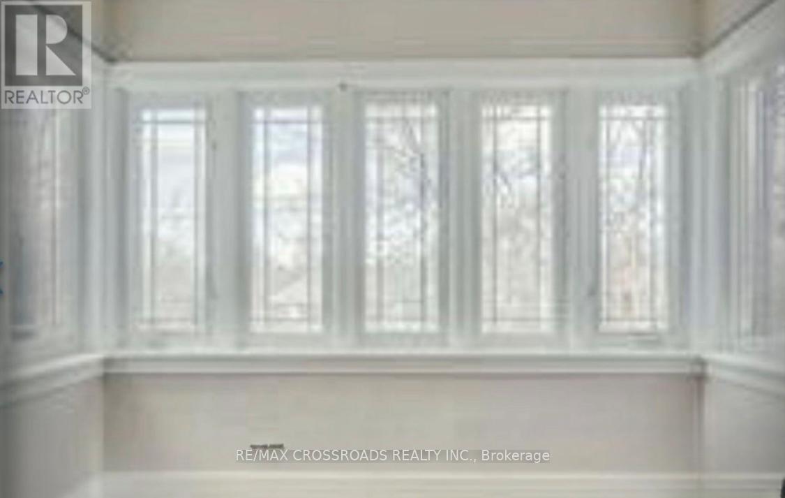 Main - 69 Lawrence Avenue E, Toronto, ON - Indoor Photo Showing Other Room