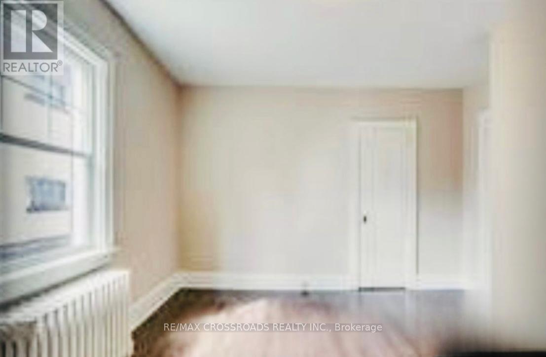 Main - 69 Lawrence Avenue E, Toronto, ON - Indoor Photo Showing Other Room