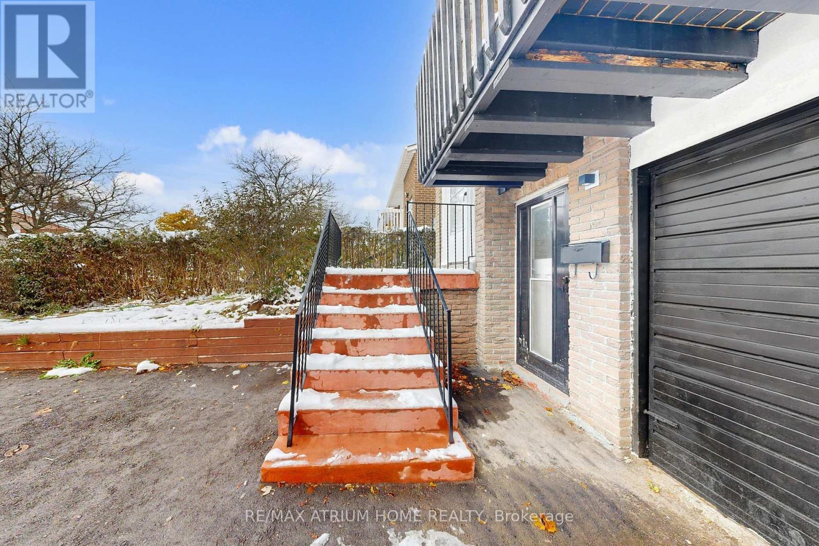 3 Plumbrook Crescent, Toronto, ON - Outdoor