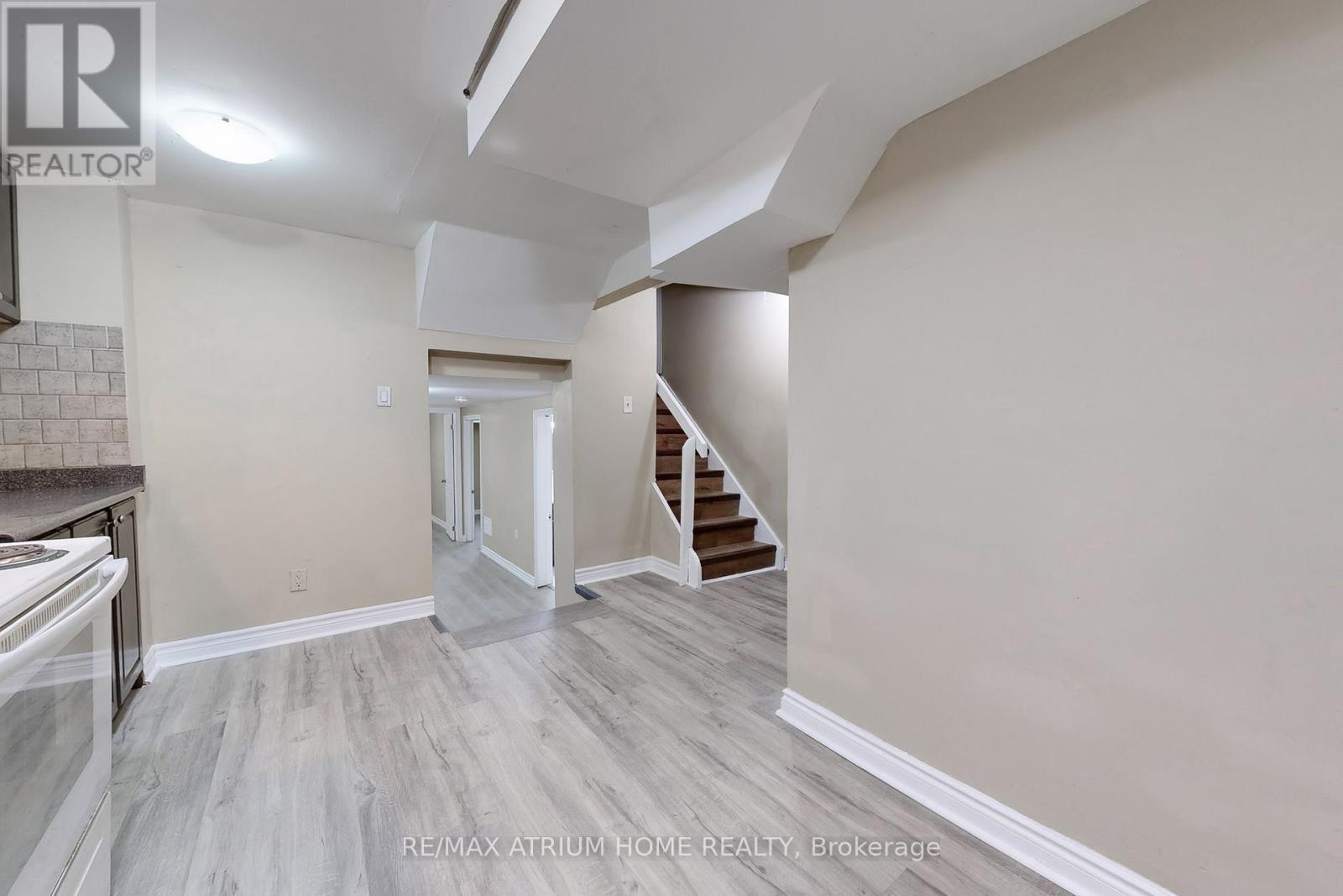 3 Plumbrook Crescent, Toronto, ON - Indoor
