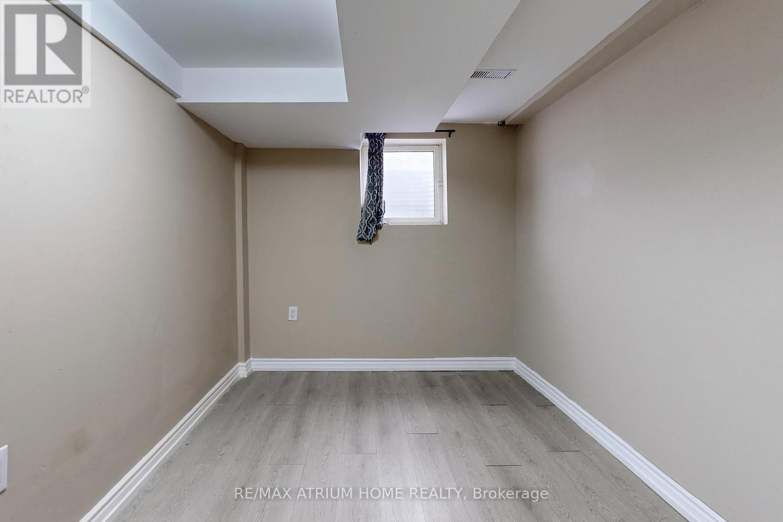 3 Plumbrook Crescent, Toronto, ON - Indoor Photo Showing Other Room