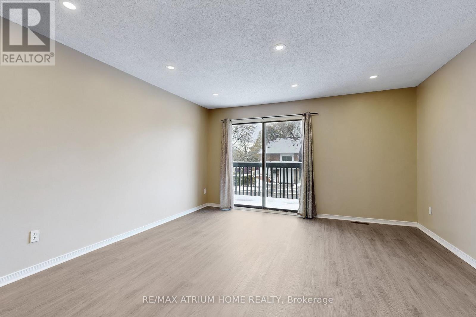 3 Plumbrook Crescent, Toronto, ON - Indoor Photo Showing Other Room