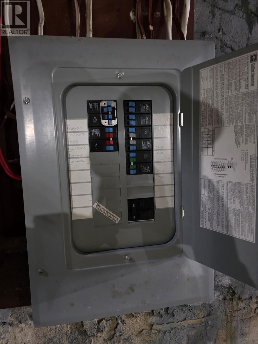 9 First Avenue, Gilliams, NL -