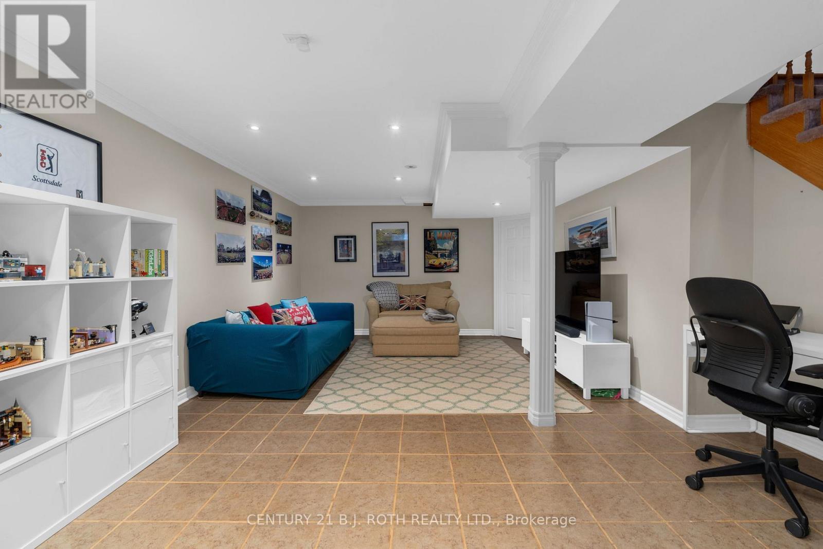 1987 Treetop Way, Pickering, ON - Indoor