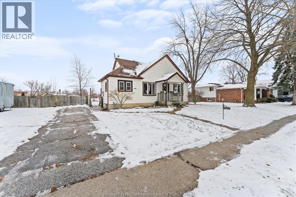 127 Balaclava Street South, Amherstburg, ON - Outdoor