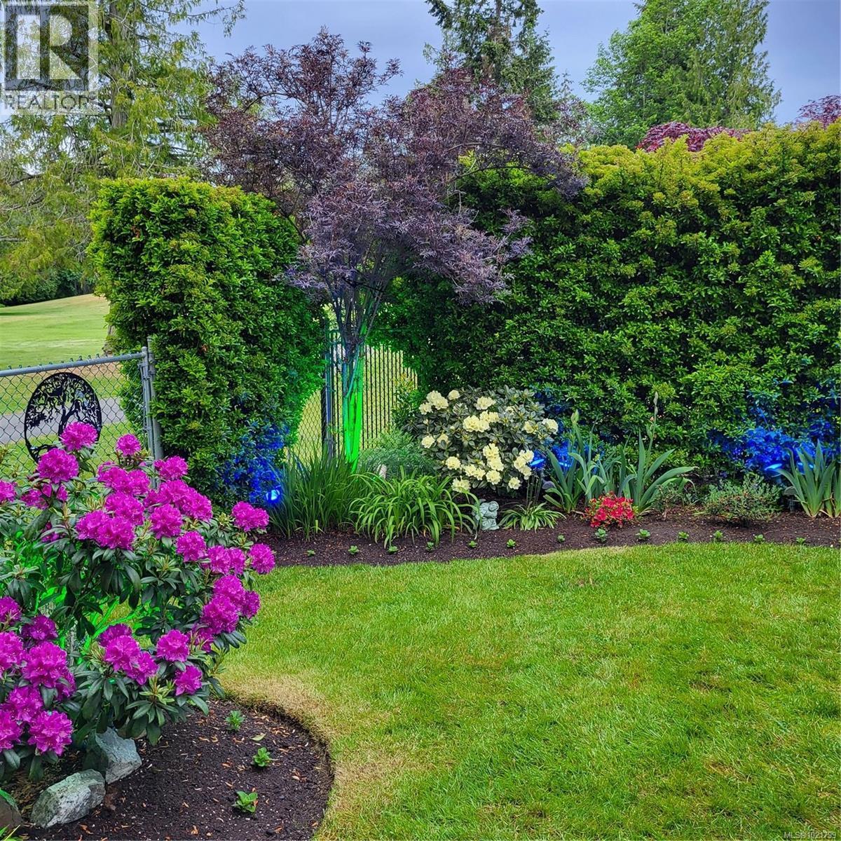 779 Mulholland Dr, Parksville, BC - Outdoor