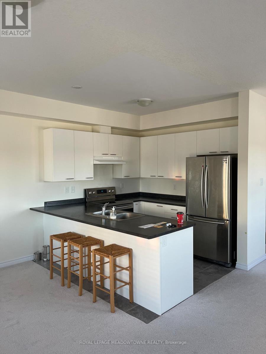 20 - 88 Decorso Drive, Guelph, ON - Indoor Photo Showing Kitchen