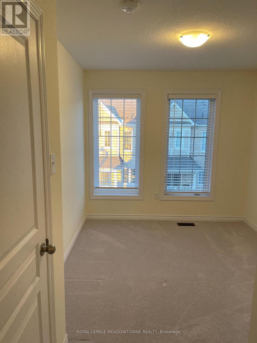 20 - 88 Decorso Drive, Guelph, ON - Indoor Photo Showing Other Room